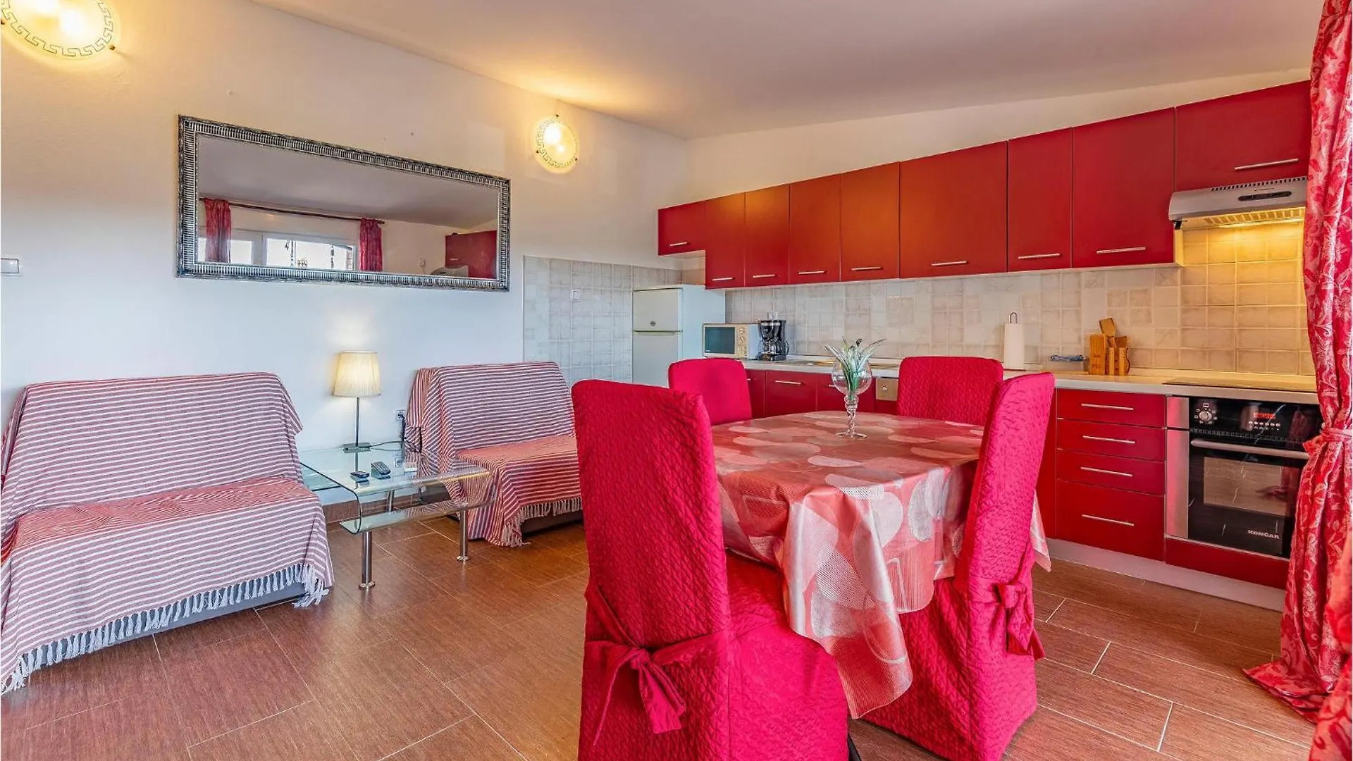 Holiday home Cozy Home In Pomer With Kitchen Croatia