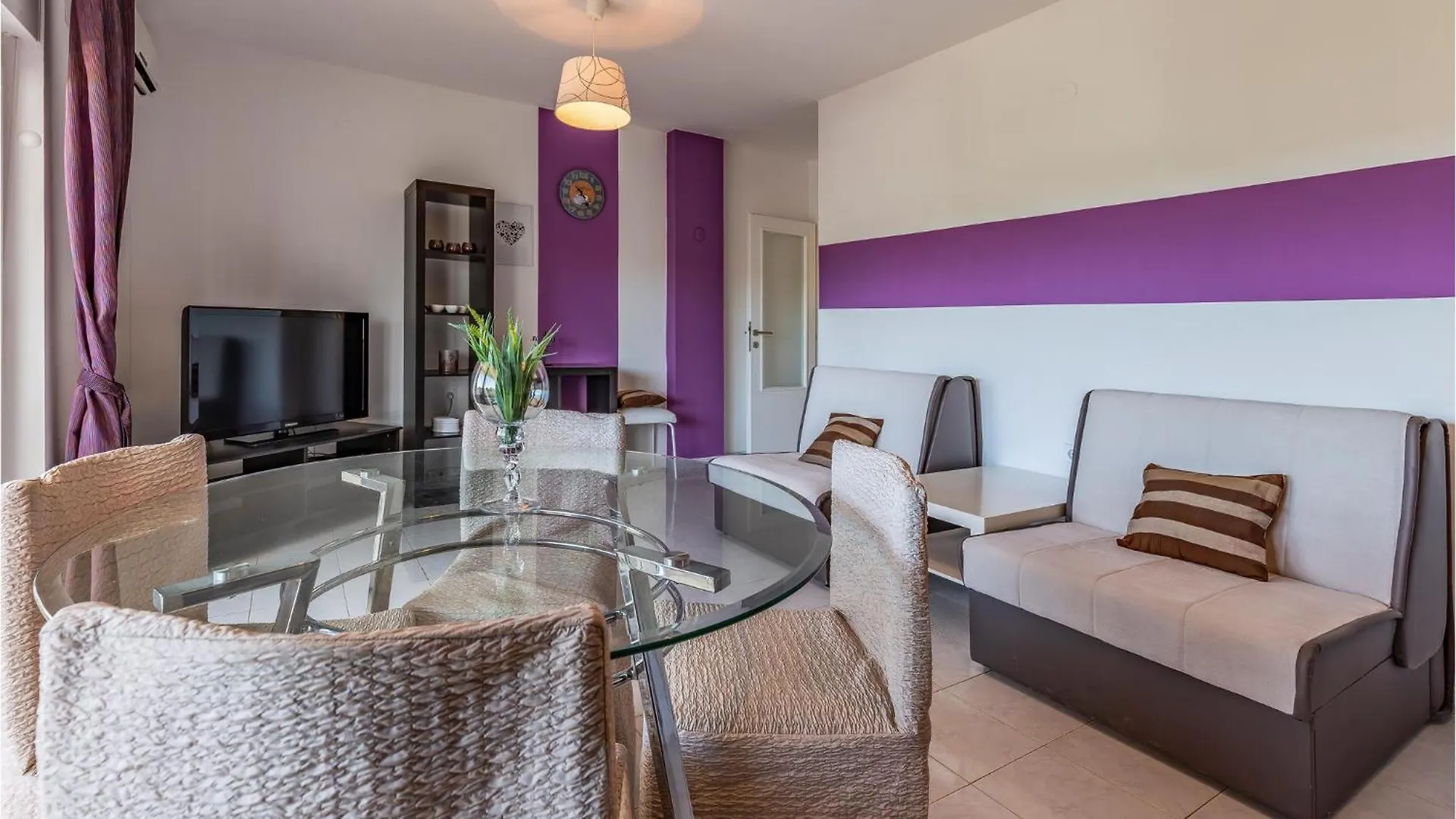 Cozy Home In Pomer With Kitchen Croatia