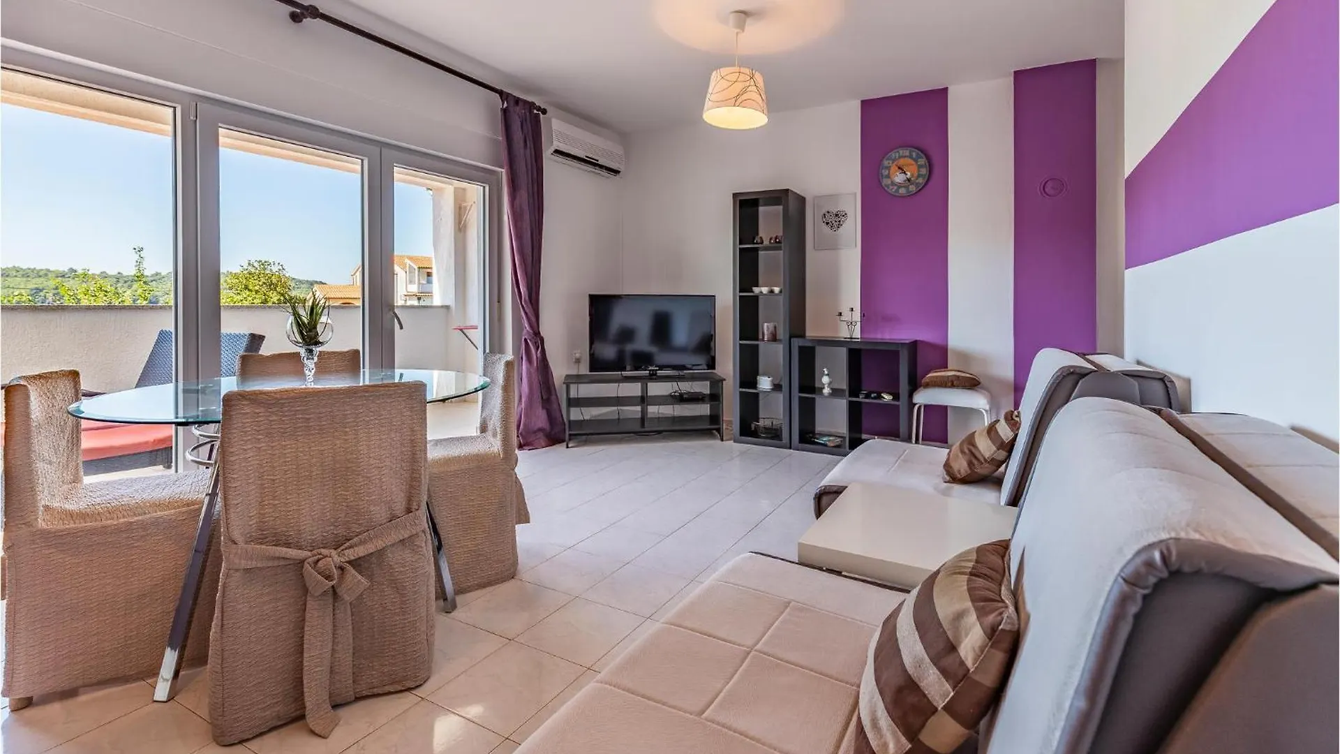 Cozy Home In Pomer With Kitchen 0*,  Хорватия
